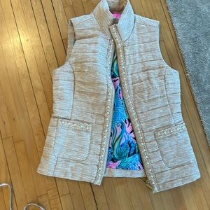 Lilly Pulitzer Noella pearl embellished, textured down filled puffer vest size M